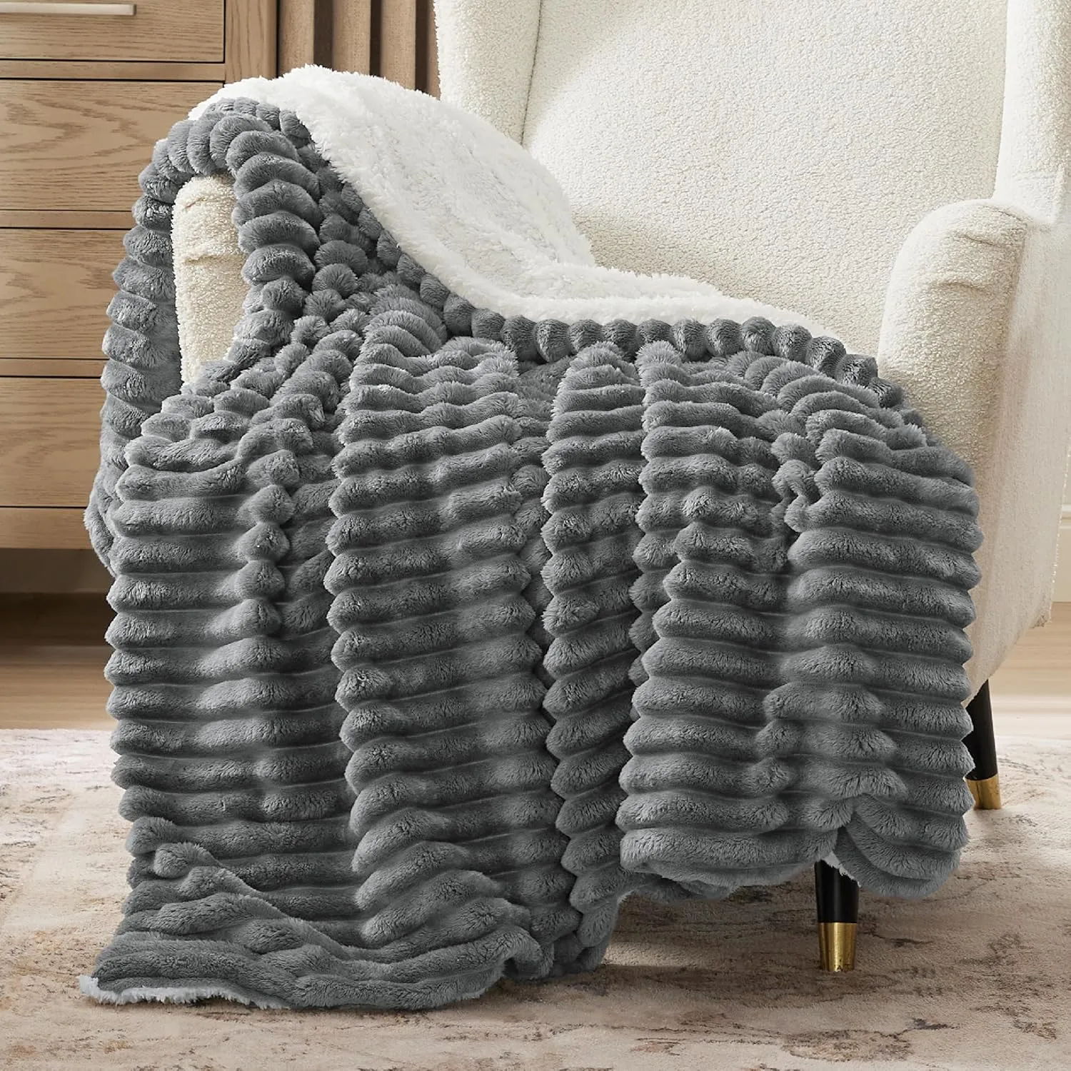 Bedsure Sherpa Throw Blanket for Couch - Super Soft Cozy Fleece Thick Warm Blanket for Winter, Plush Dark Grey Throw Gift for Women, 50x60 Inches