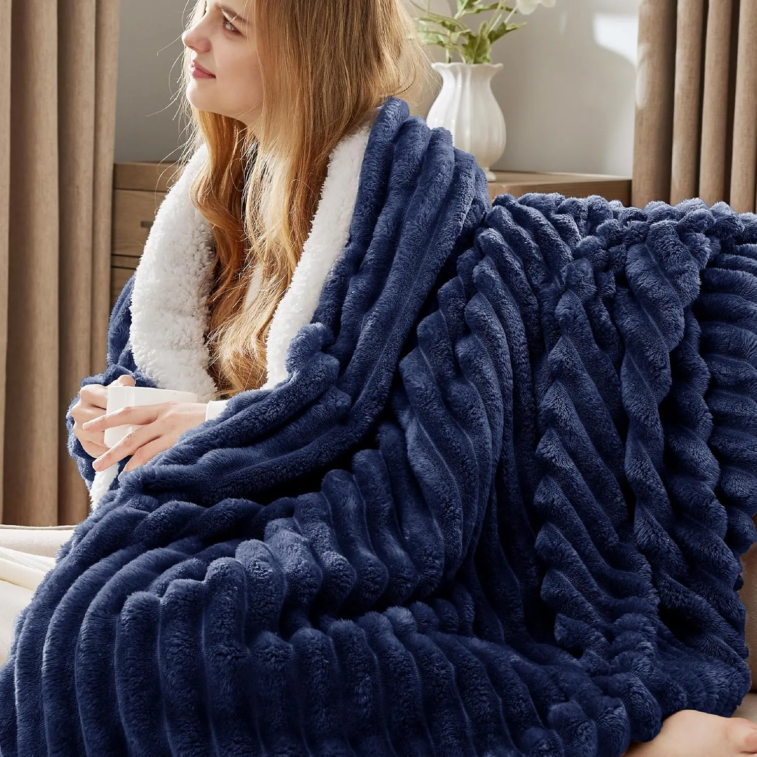 Bedsure Sherpa Throw Blanket for Couch - Super Soft Cozy Fleece Thick Warm Blanket for Winter, Plush Navy Blue Throw Gift for Women, 50x60 Inches