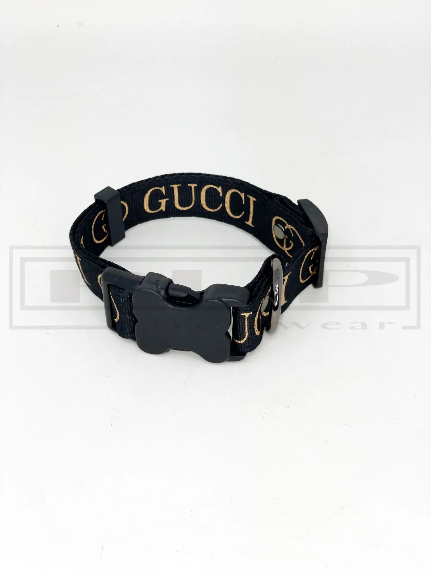 Pucci Towns Adjustable Collar